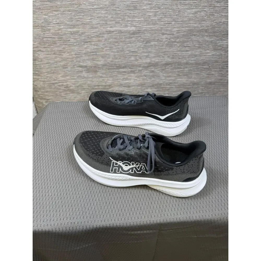 Hoka One One Mach 6 Black Athletic Womens Sneakers 1147810 BWHT Size 9.5B NEW